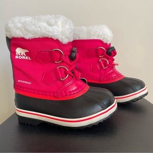 Sorel Girls Snow Boots Pink and Black